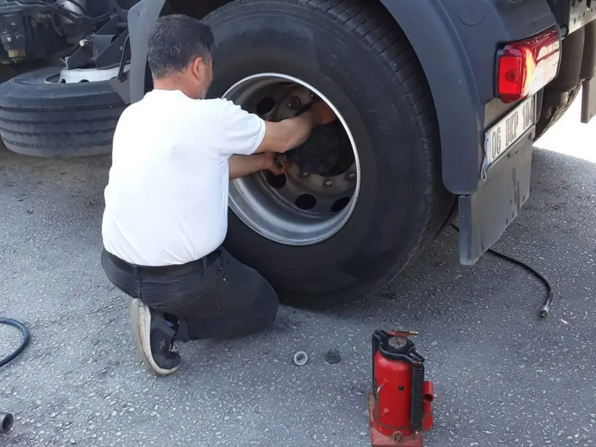 İpekyolu Oto Lastikçi